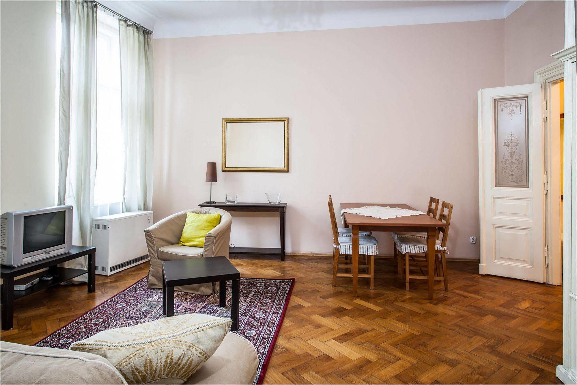 Apartamenty Muzyczny Cracovia Esterno foto