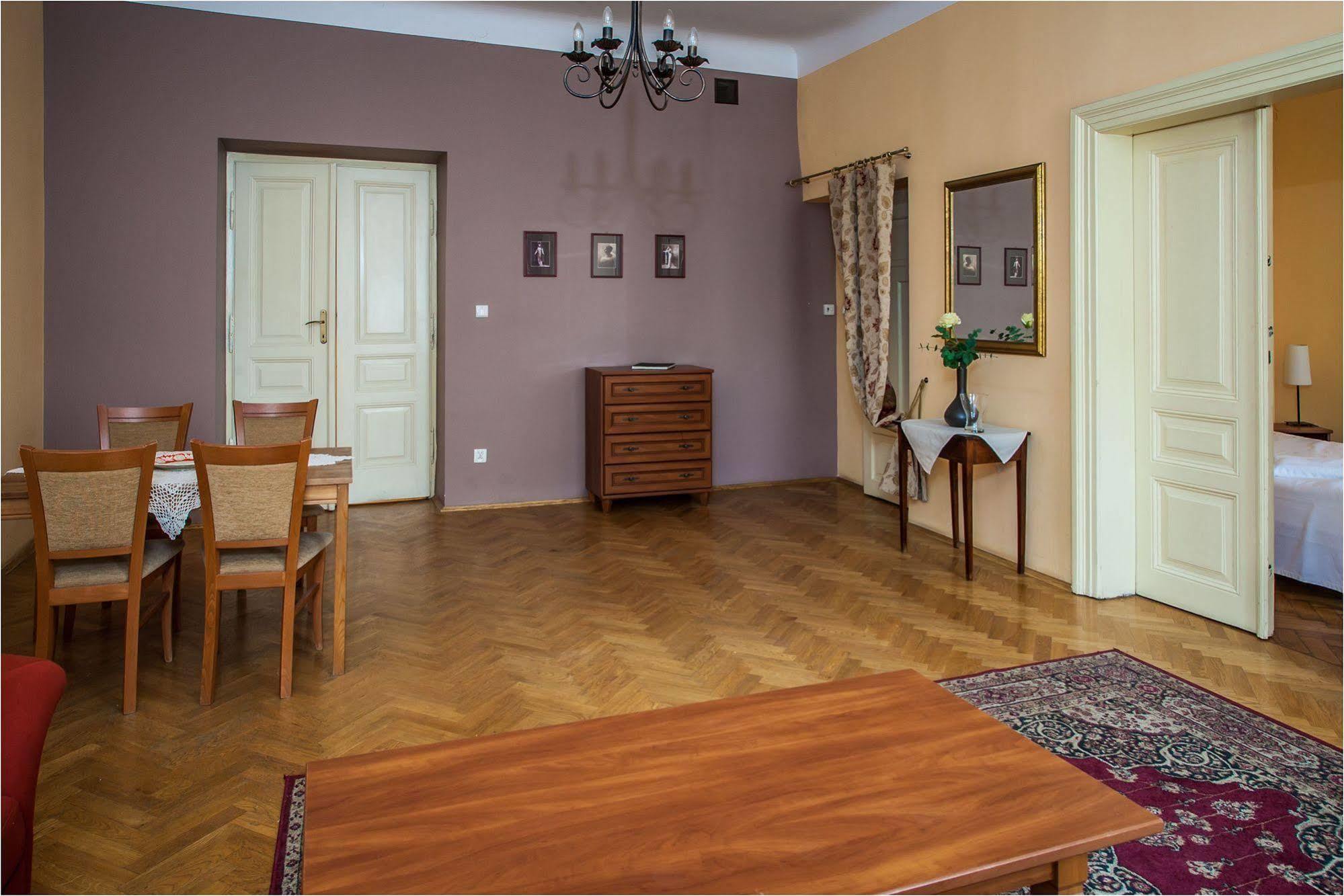 Apartamenty Muzyczny Cracovia Esterno foto