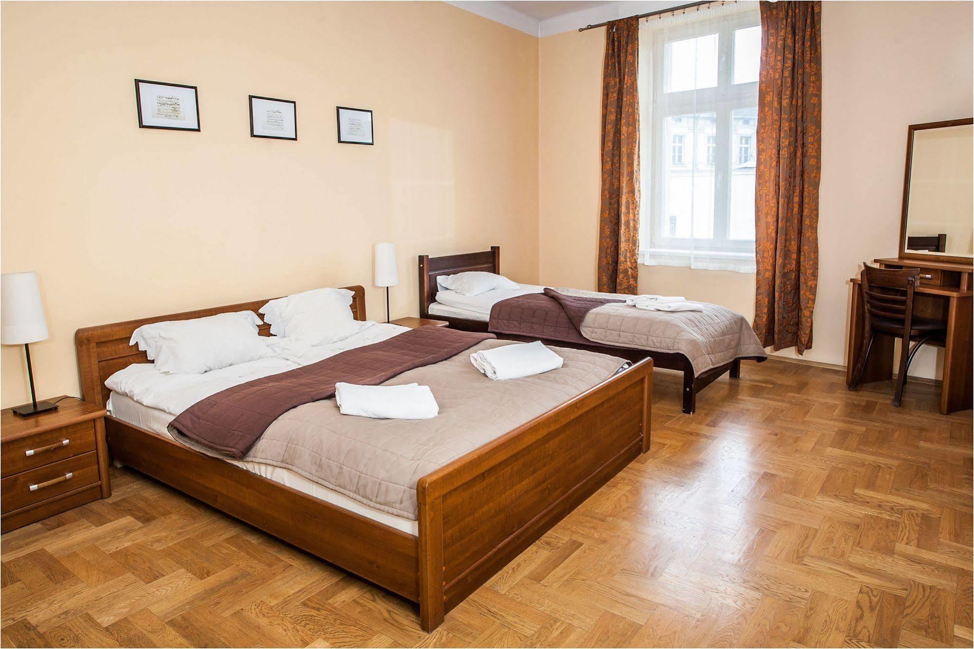 Apartamenty Muzyczny Cracovia Esterno foto
